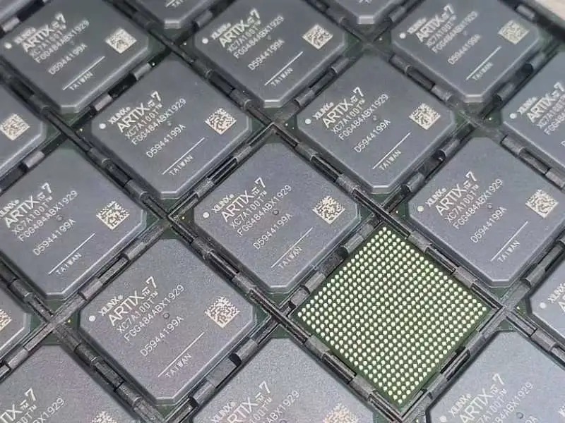 XC7A100T-1CS324I AMD